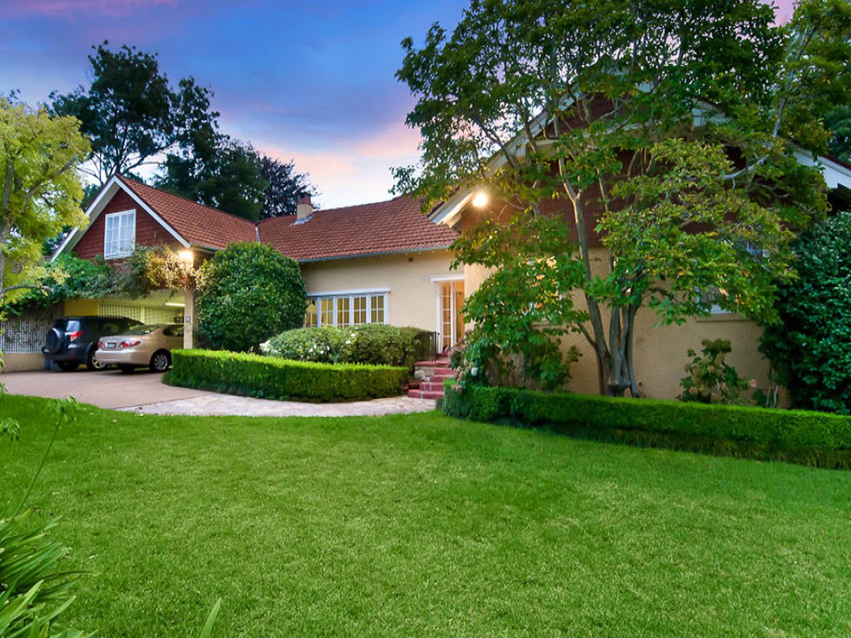 82 Eastern Rd, Turramurra