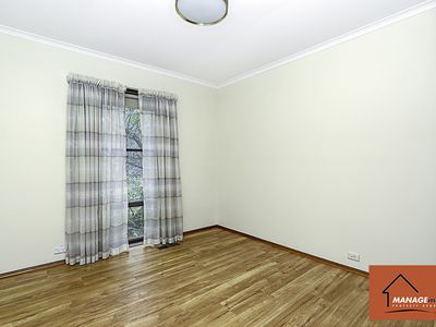 9 MCKEAHNIE STREET, Weetangera