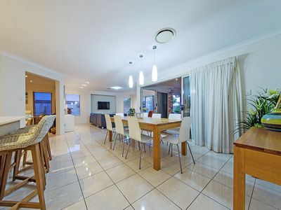 12 Blue Gum Place, Wakerley