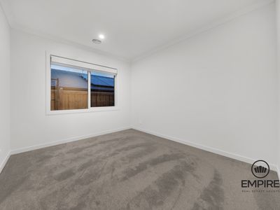 32 Guling Rise, Clyde North