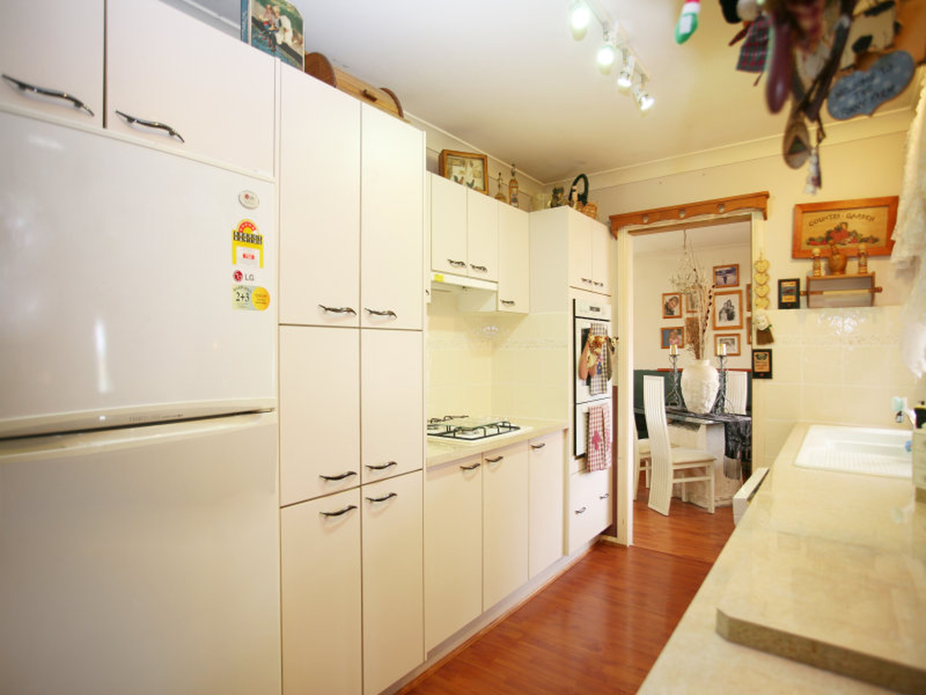 84 Muru Drive,, GLENMORE PARK
