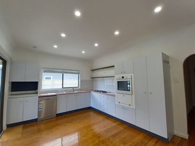 270 Windang Road, Windang