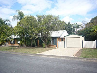 17 Karoonda Crescent, Rochedale South