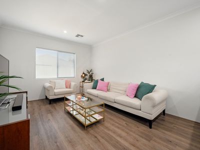 32 Lancaster Loop, Piara Waters