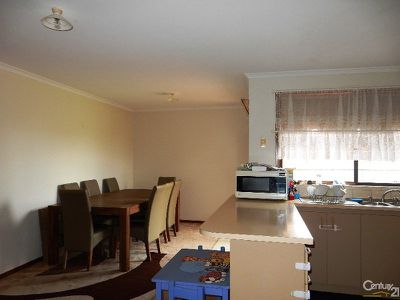 6 Claude, Hampton Park