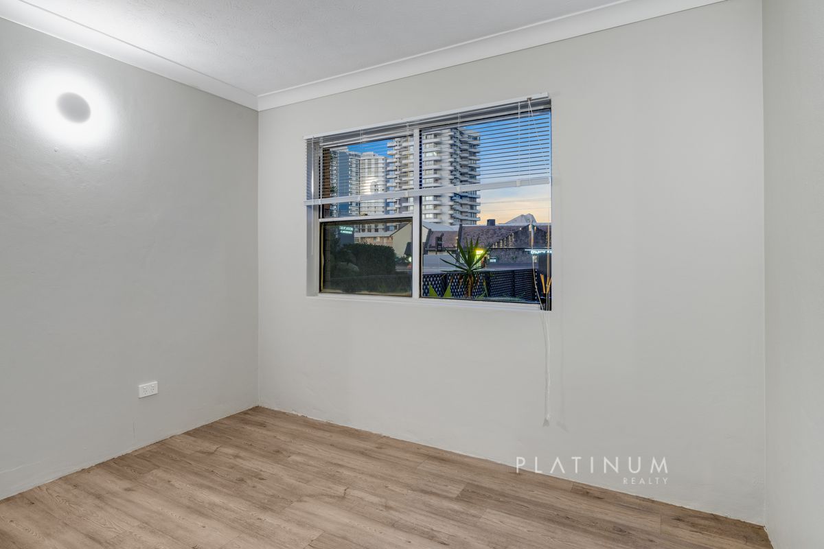 2 / 2936 Gold Coast Highway, Surfers Paradise