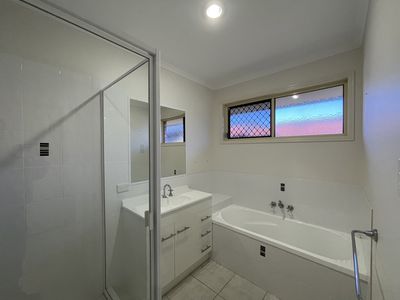 33 Kookaburra Drive, Eli Waters