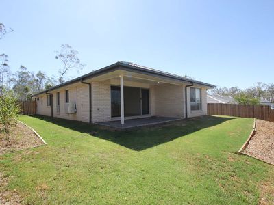 25 Chatswood Court, Deebing Heights