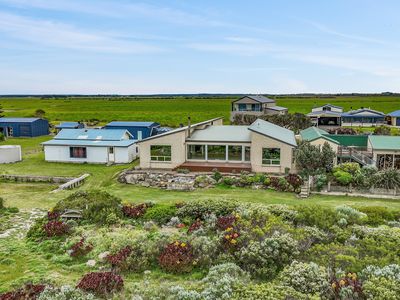 23 Cape Douglas Road, Cape Douglas