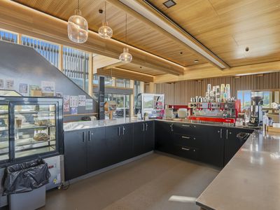 2-4 Bass Highway, Parklands