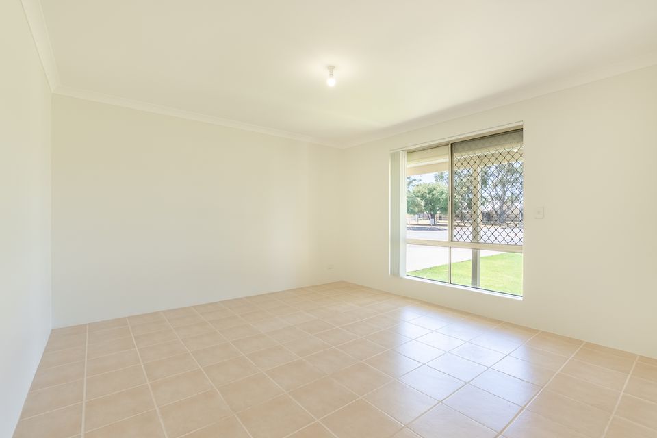 6 Coronata Drive, Warnbro