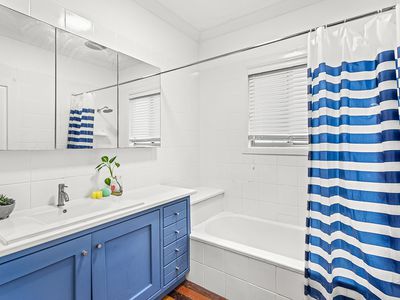 50 Country Road, Cannonvale