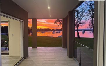 12 Gordon Avenue, Summerland Point