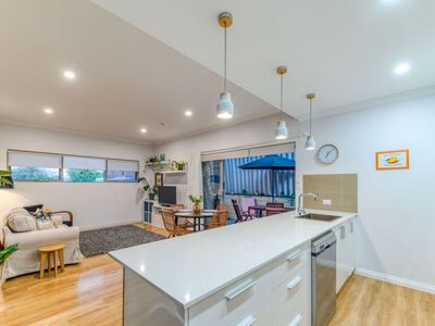 4 / 163 Eton Street, Joondanna