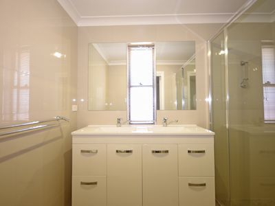 3A Terrazzo Court, Dubbo