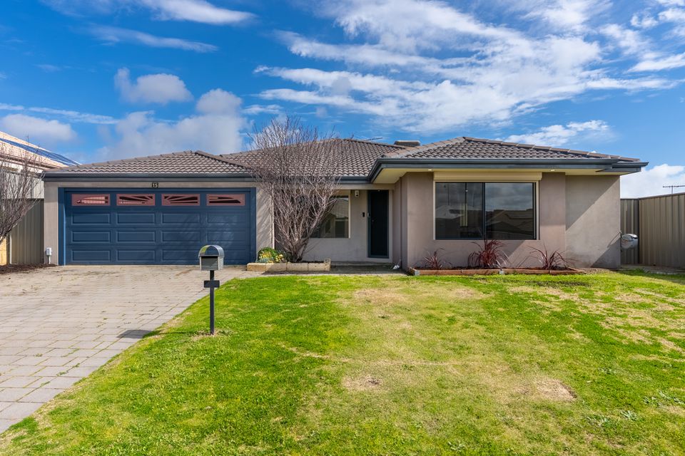 15 Jitarning Brace, Baldivis