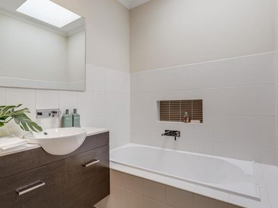 37 Viewpoint Avenue, Glen Waverley