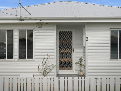 2 Paterson Crescent, George Town