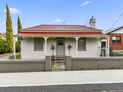 5A and 5B Hart Street , Mount Gambier