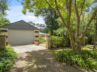 10 Ferrier Street, Mount Macedon