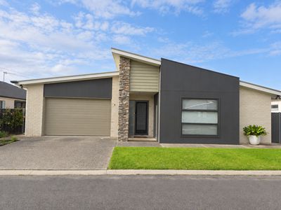 2 / 33 North Terrace, Millicent