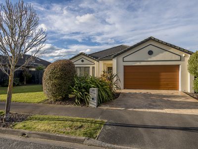 68 Puhara Avenue, Parklands