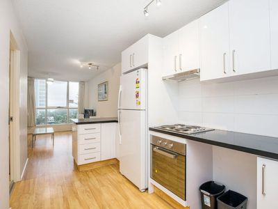 8/21 Clifford Street, Surfers Paradise