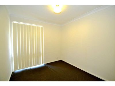 10 Levine Court, Thornlie