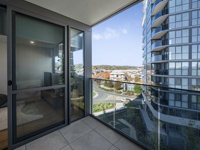 509 / 104 Easty Street, Phillip