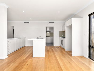 27 Hurlingham Road, South Perth