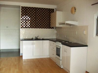 1 / 10 Howard Street, Cooktown