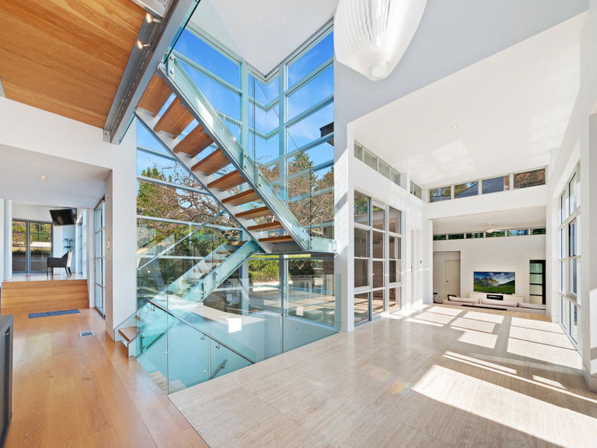 106-108 Seaforth Crescent, Seaforth