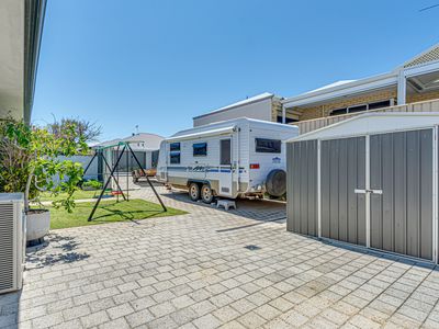 27 Moonlighter Way, Yanchep