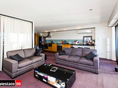 808 / 251 Hay Street, East Perth