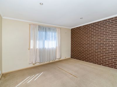 2 / 1 Pink Cliffs Road, Heathcote