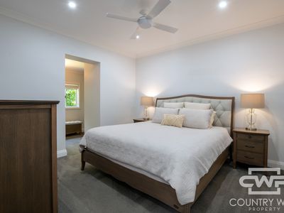 31 McInnes Street, Glencoe