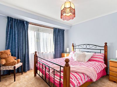 6 Rachel Court, Sale