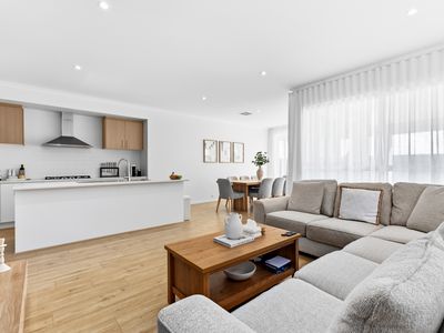 11 Francesca Boulevard, Munno Para West