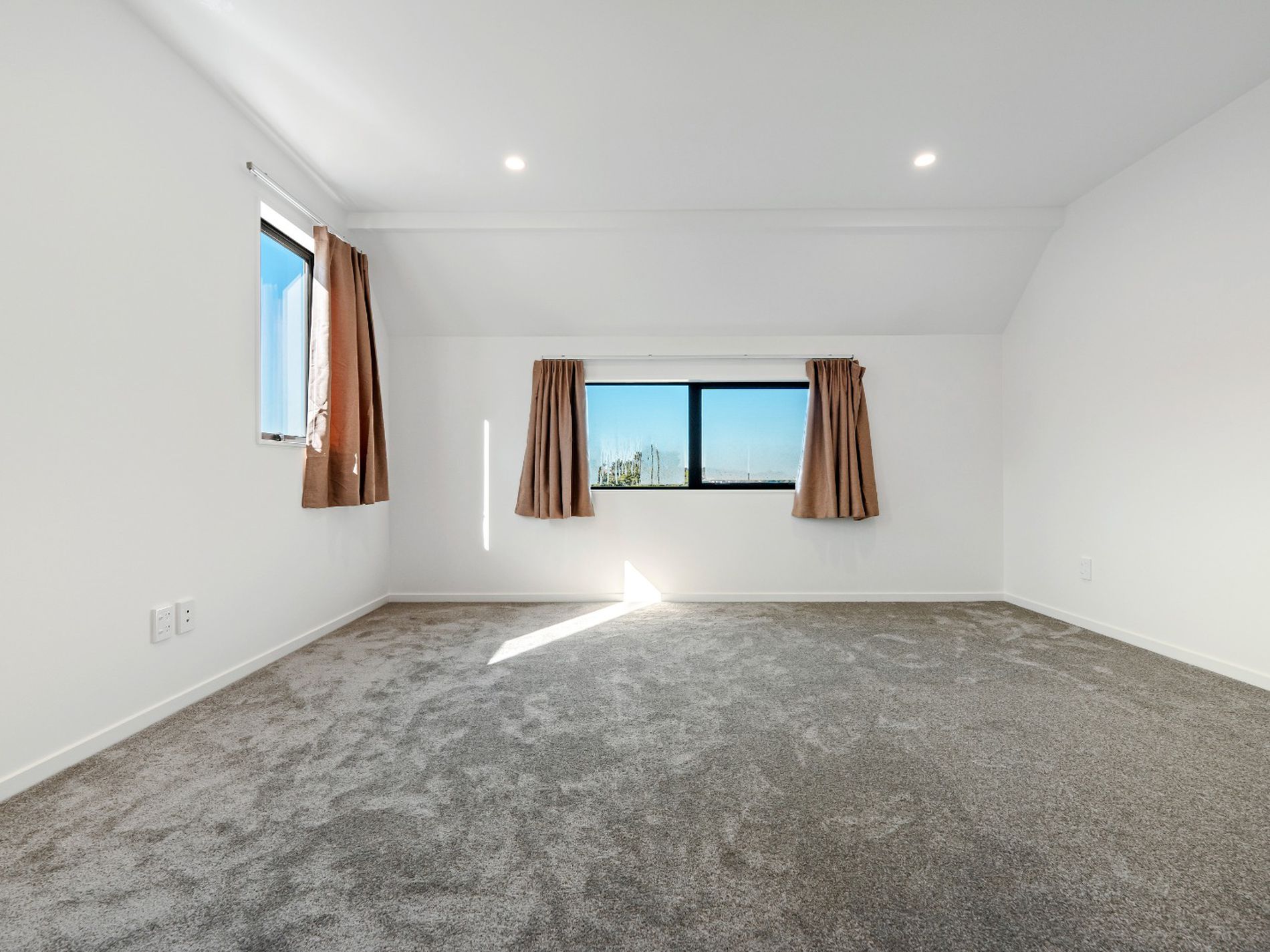 1C Flamingo Court, Goodwood Heights