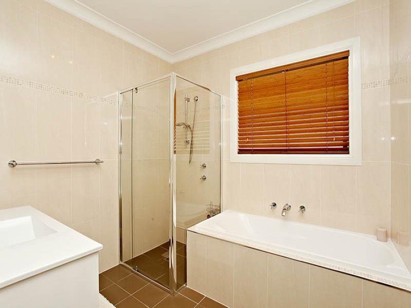11 Myoporum Ave, Mount Annan
