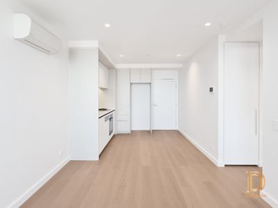 3611 / 628 Flinders Street, Docklands