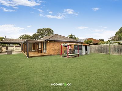 7 Chisholm Court, Cranbourne