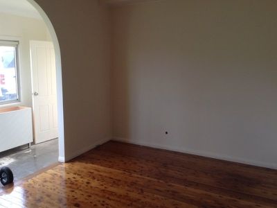 1 / 9 Barbara Avenue, Lake Heights