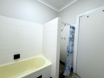 15 Gardinia Street, Beverly Hills