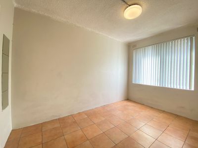 14/30 Queens Road, Westmead