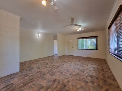 4 Wisteria Street, Atherton