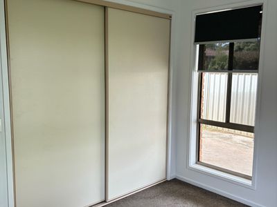 2 / 17 Osullivan Road, Seymour