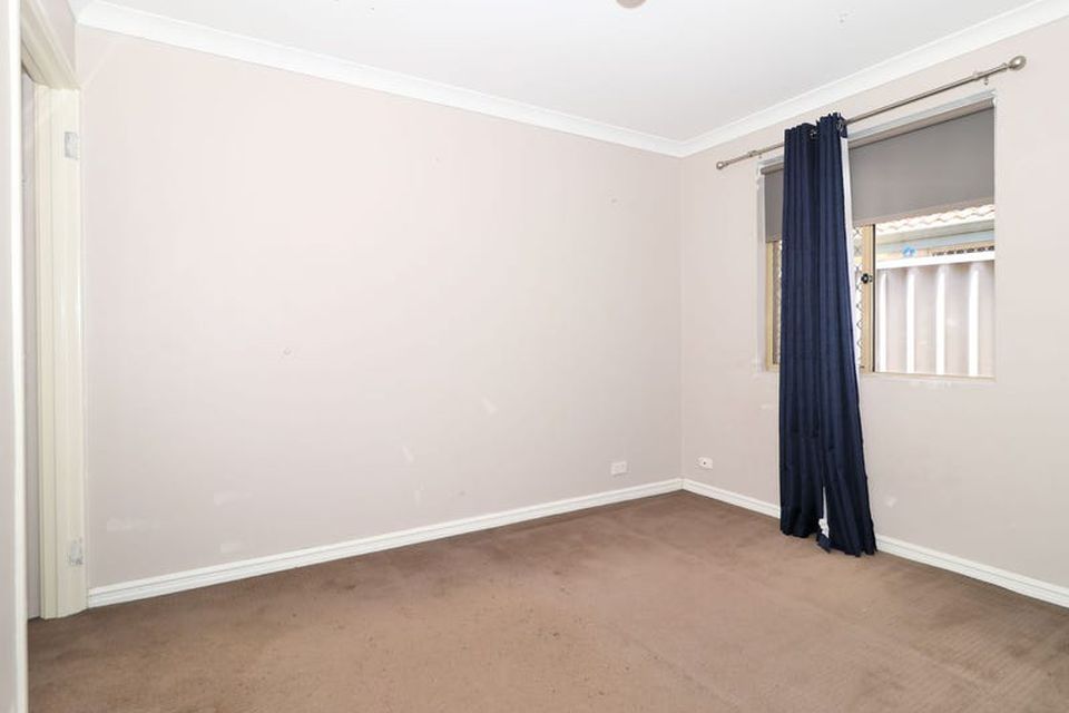 32 Argonaut Avenue , Waikiki