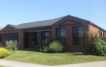 5 Storey Drive, Pakenham