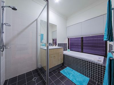 15 Hawksbury Crescent, Wakerley